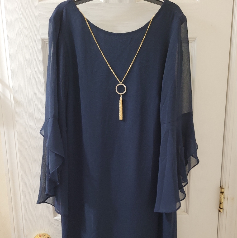 Womens Flared-Sleeve Necklace Dress (M)